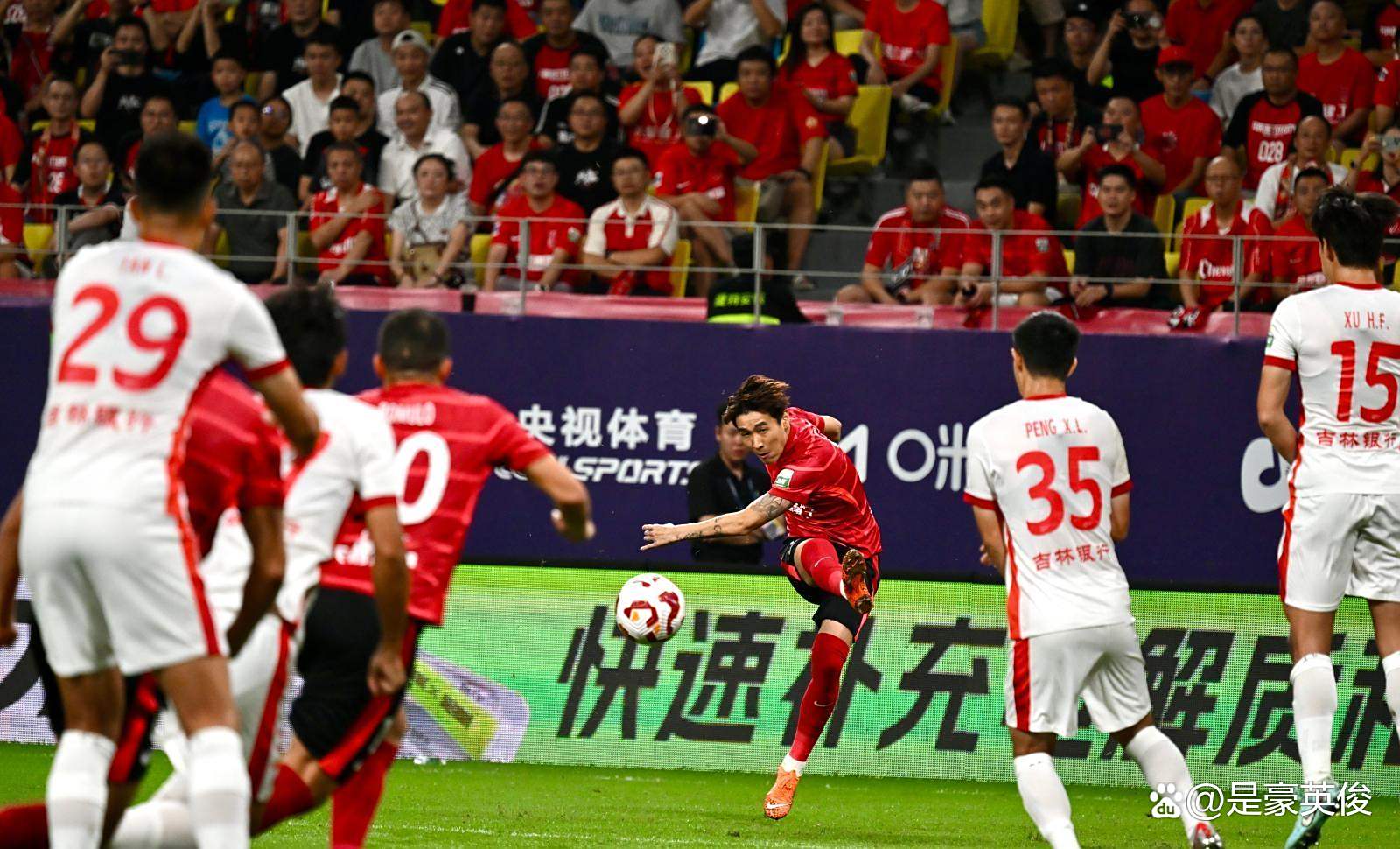 熊猫直播-中超豪强取胜冲击，备赛正酣！的简单介绍