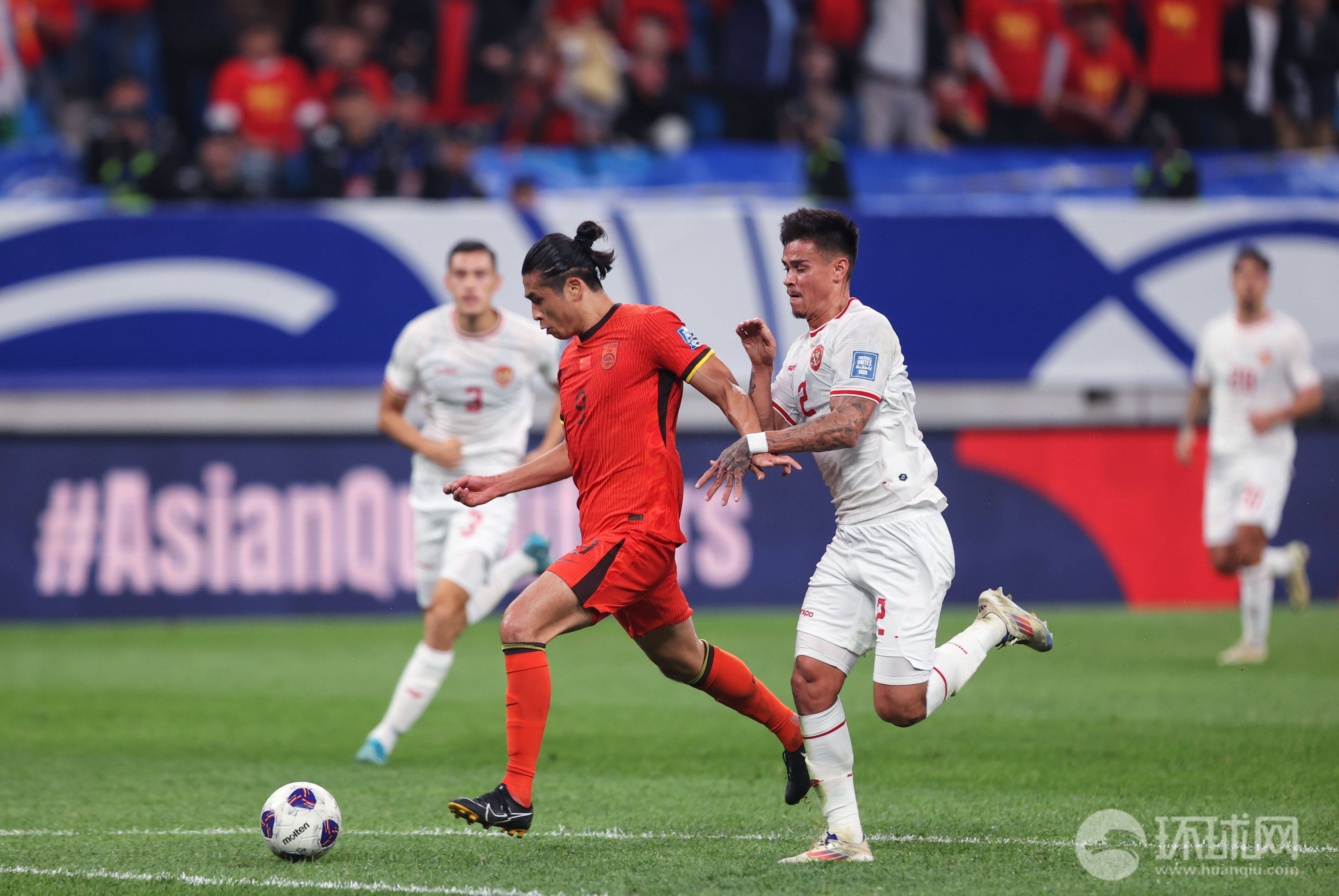 包含中国队在国际比赛中表现抢眼,备战世界杯的词条 包含中国队在国际比赛中表现抢眼,备战世界杯的词条