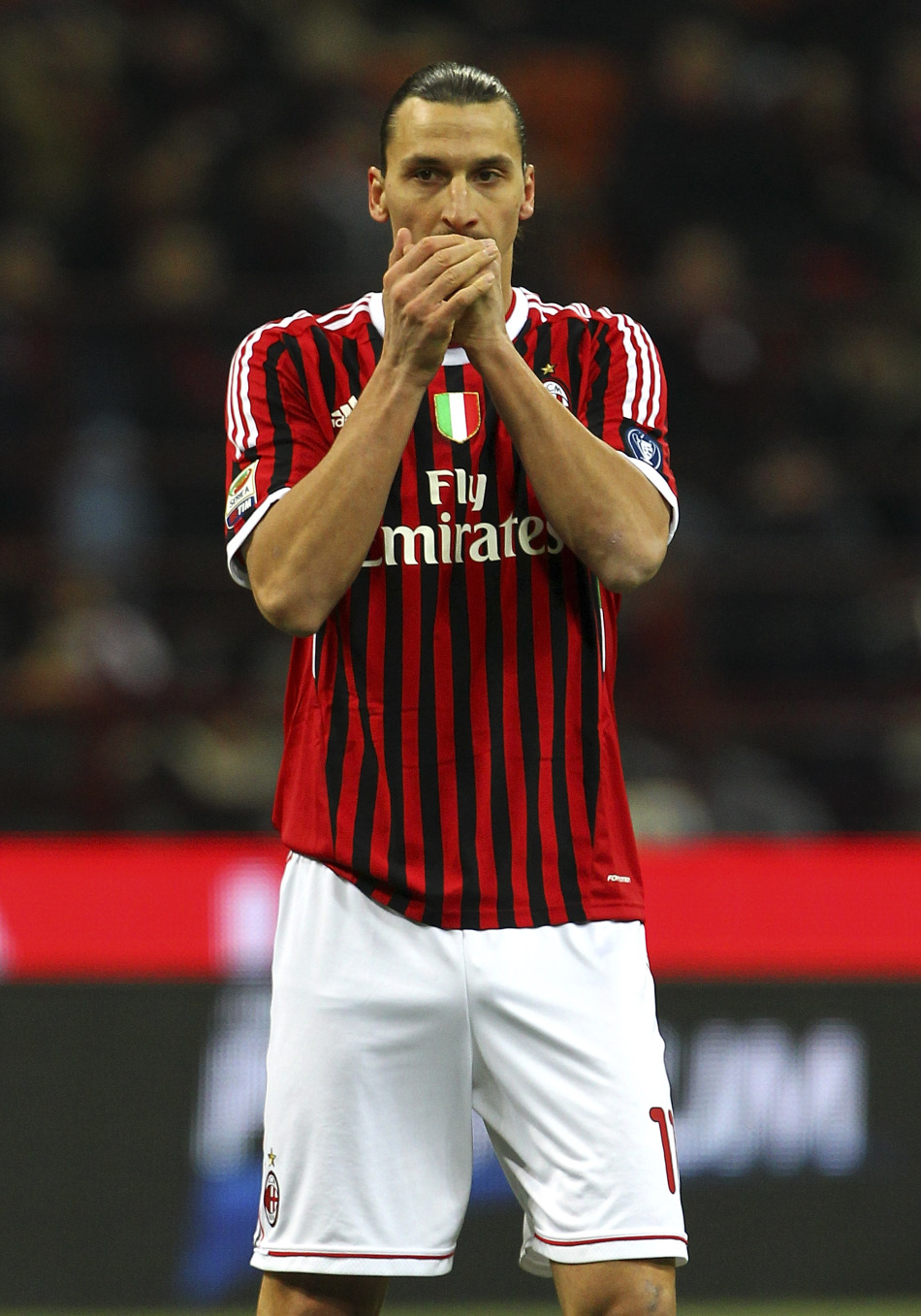 卡利亚里赢球后信心大增,下轮将对阵劲旅AC米兰 卡利亚里赢球后信心大增,下轮将对阵劲旅AC米兰