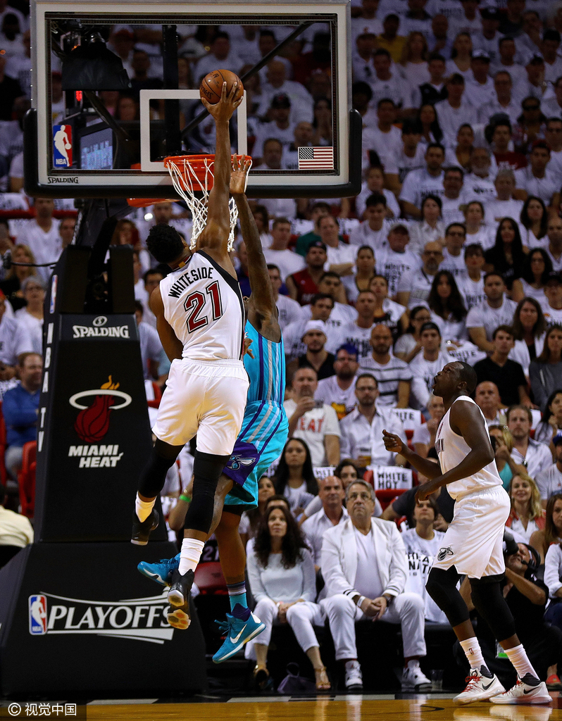 熊猫体育中国App-开拓者客场大胜黄蜂，利拉德全场最高篮板