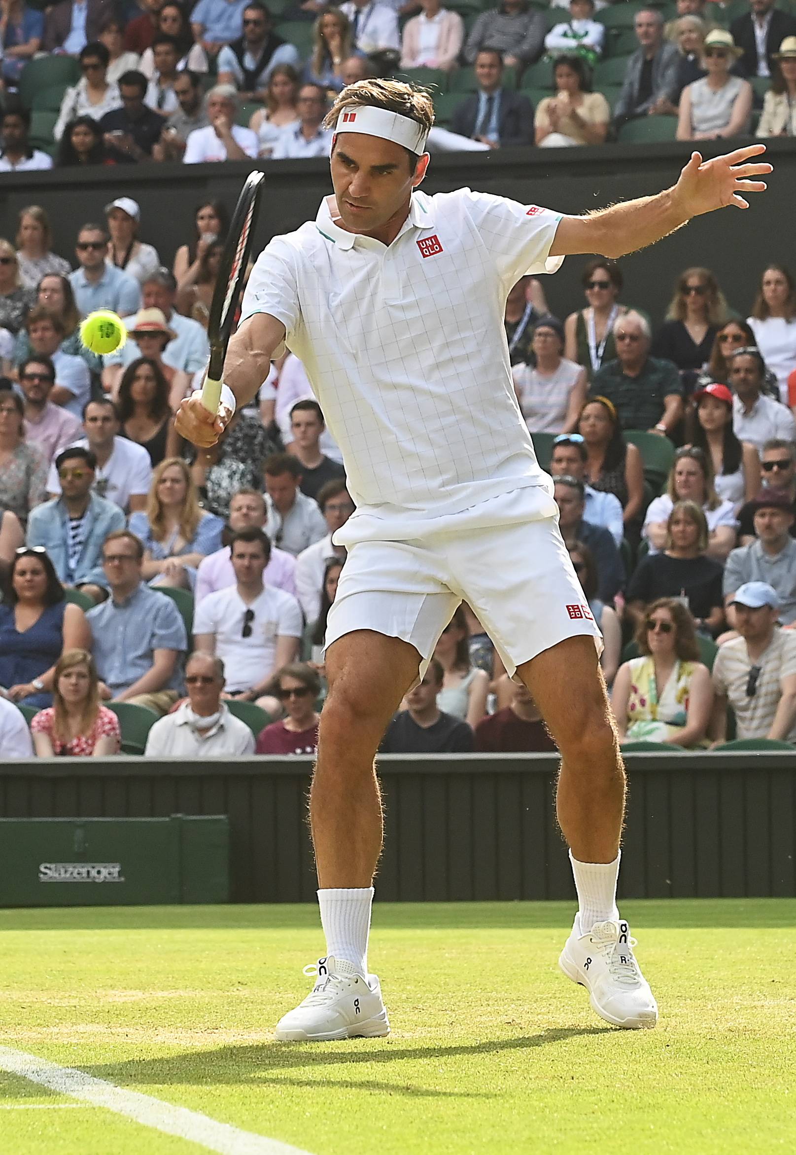 熊猫直播官网-意大利网球队爆冷世界网球队，费德勒完成帽子戏法